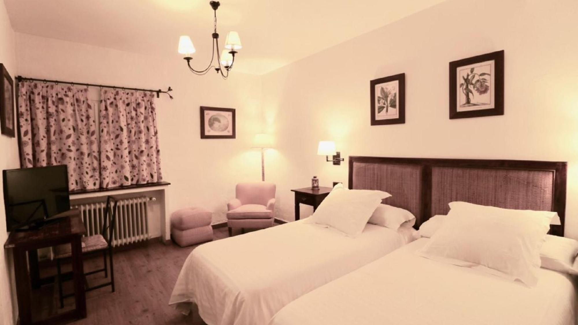 Casona De Navalmedio Hotel Cercedilla Quarto foto