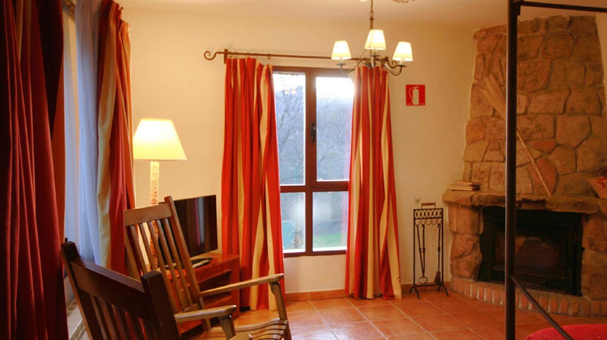 Casona De Navalmedio Hotel Cercedilla Quarto foto